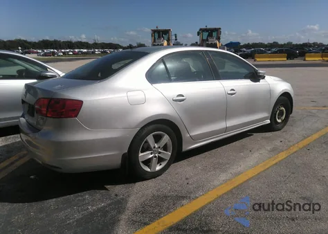 2013 Volkswagen Jetta 2.0L Tdi из США, поврежденный, VIN 3VWLL7AJ0DM385077